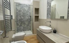 La Piccola Formica Home